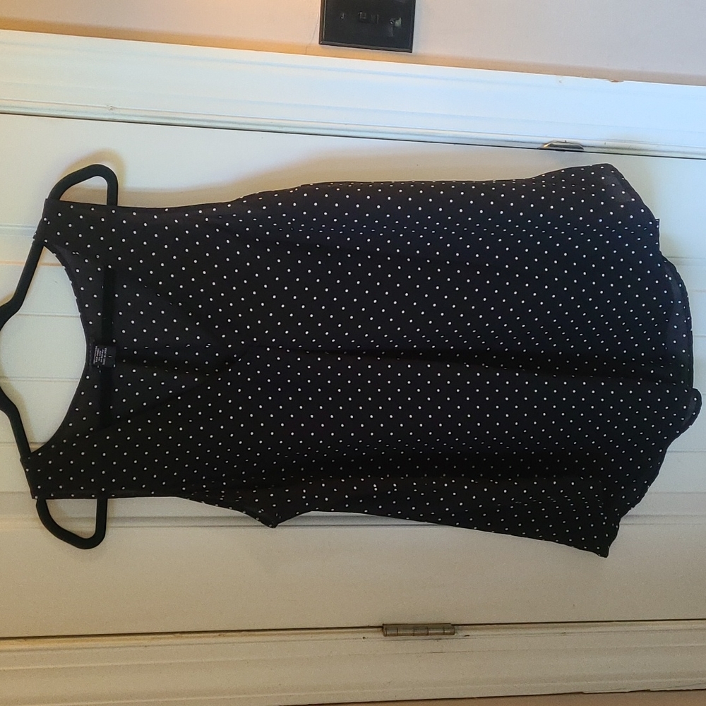 Torrid V neck Polka Dot tank size 1